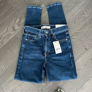 New with tags Topshop Jamie jeans in size 26/30